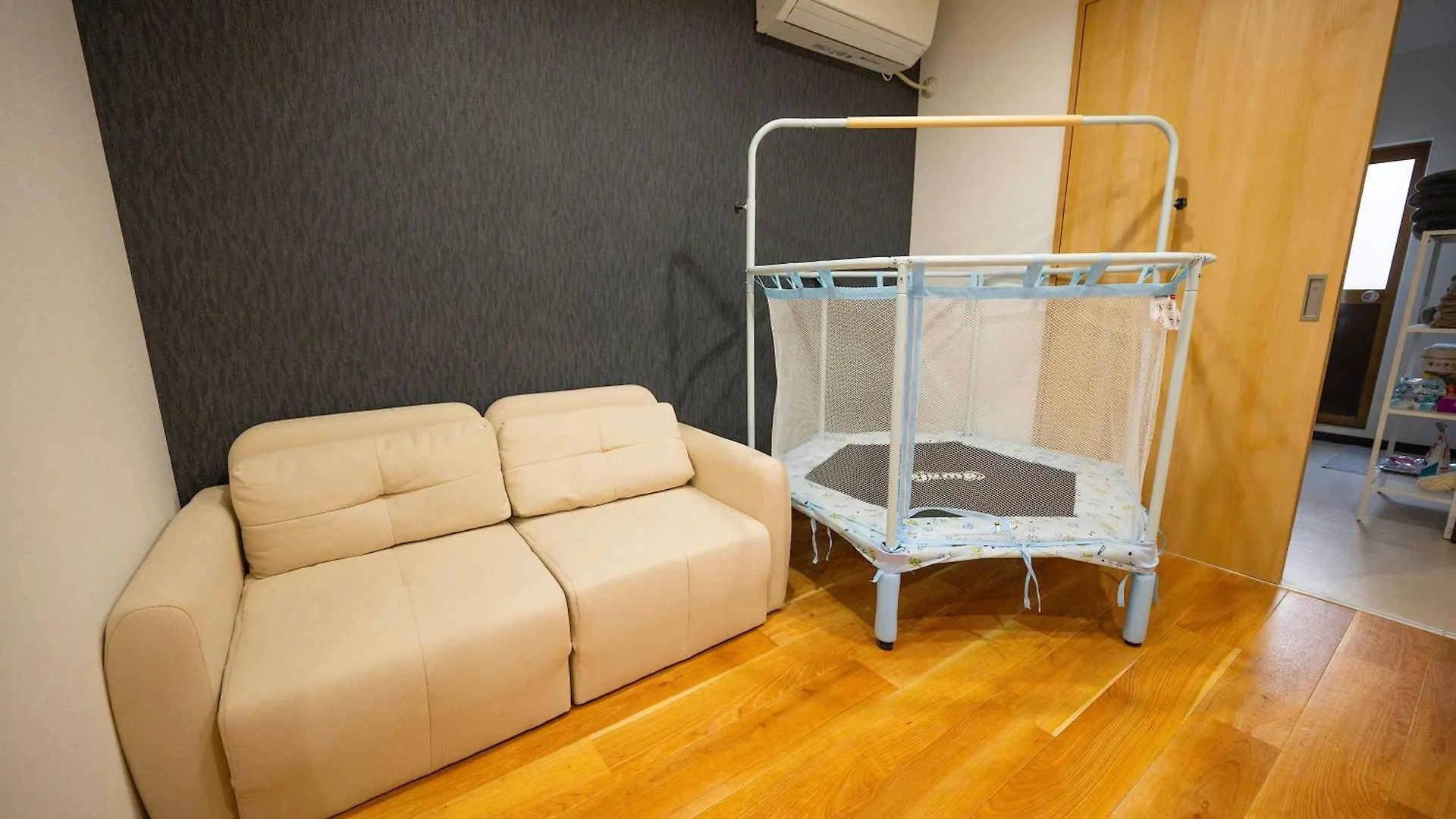 Apartmán Official Trhouses 米御 四季 15 Minutes To Shinsaibashi, Kuromon Market And Namba Ósaka