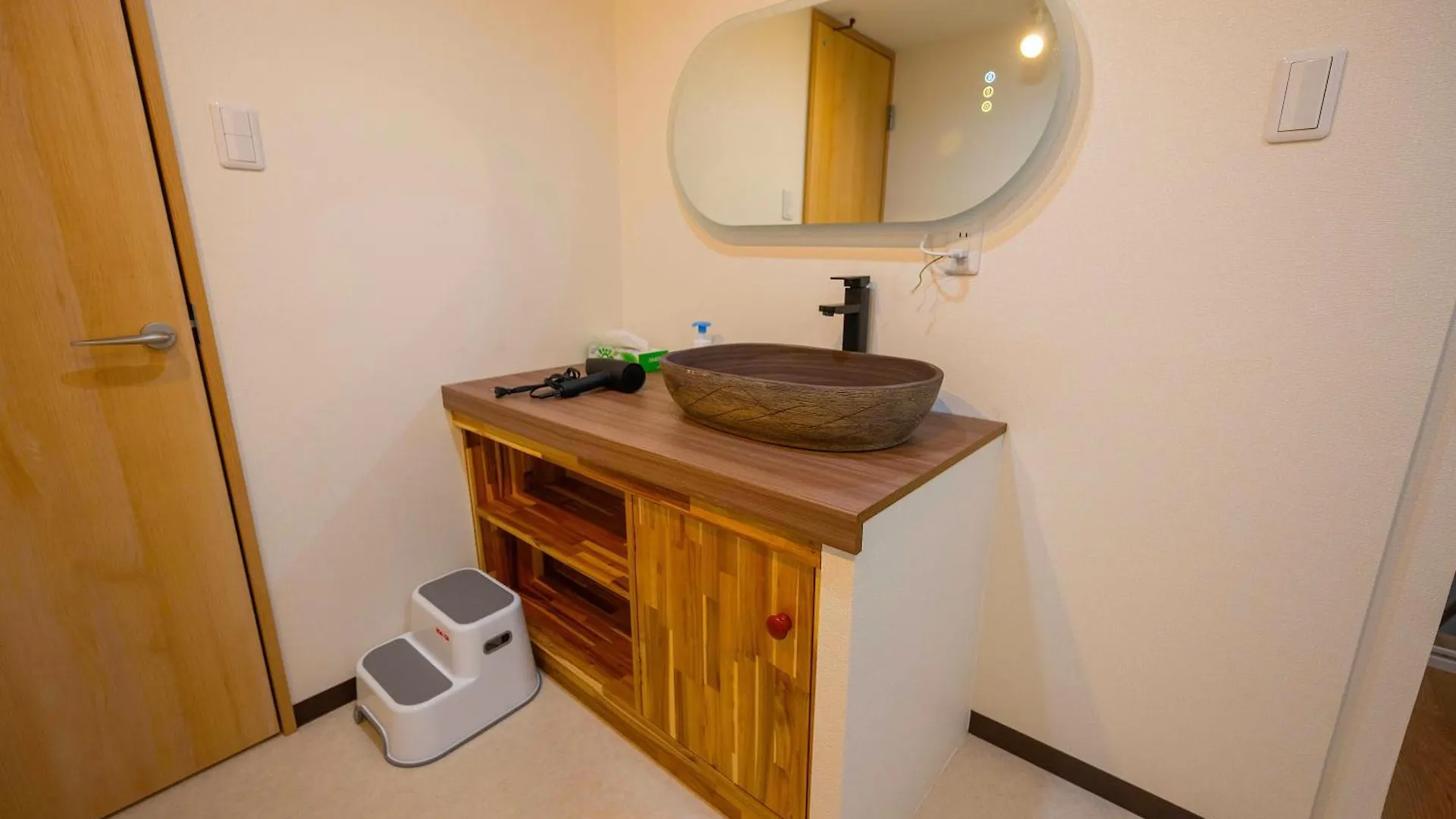 Appartement Official Trhouses 米御 四季 15 Minutes To Shinsaibashi, Kuromon Market And Namba Ōsaka